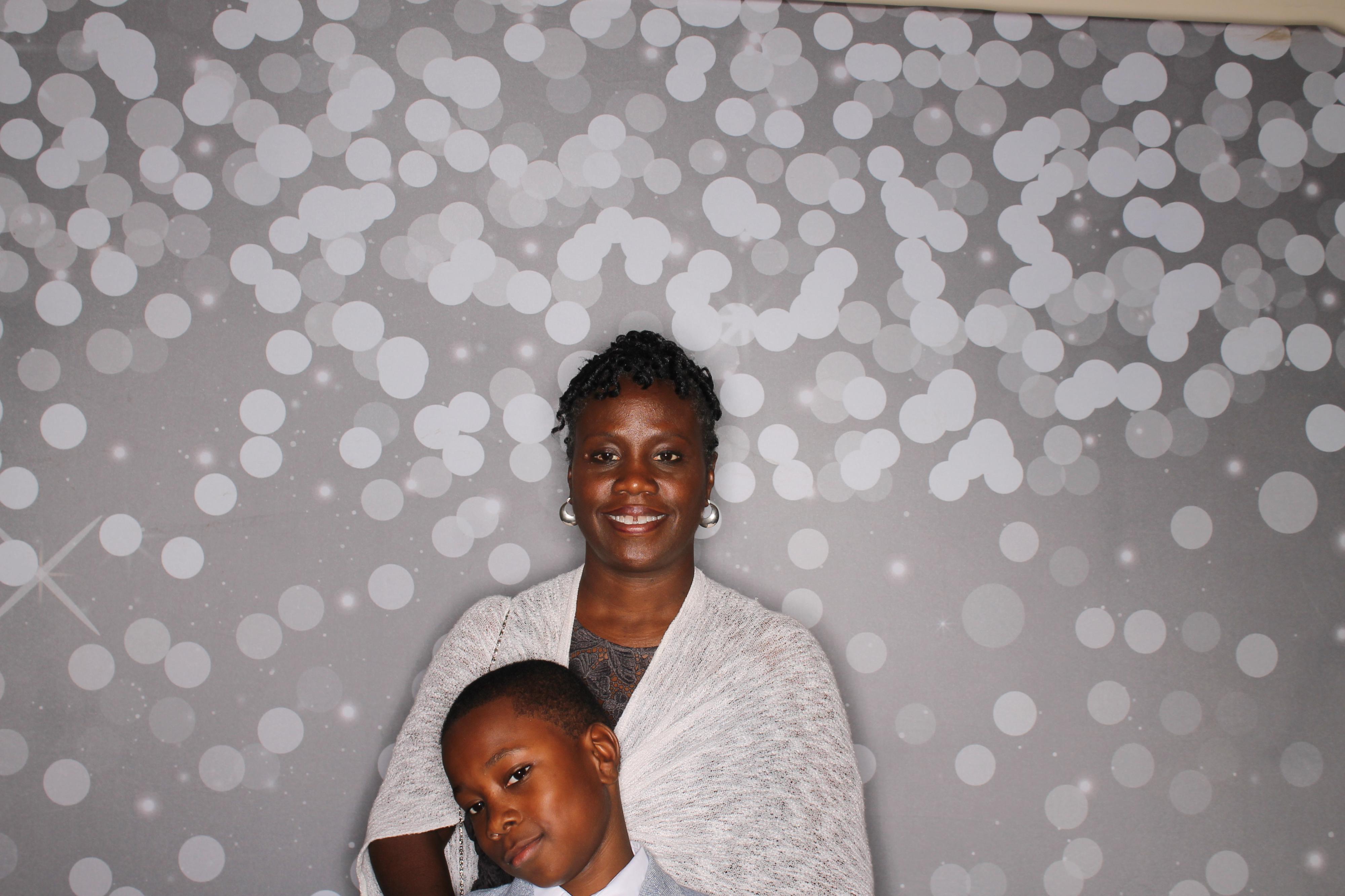 Family Watts | View more photos from the event at gallery.photoboothcincy.com/u/PhotoBoothCincy/Family-Watts